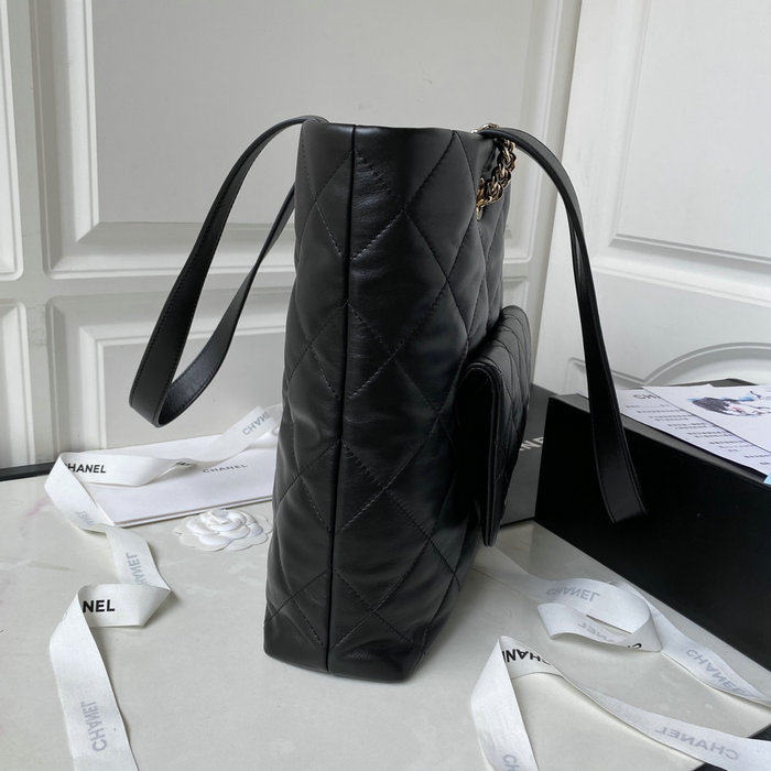 Chanel Calfskin Tote Black AS4359