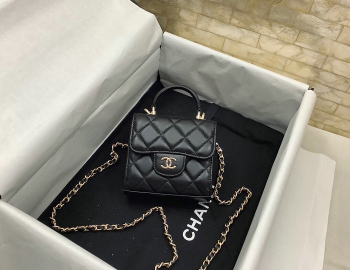 Chanel Clutch With Chain AP2682