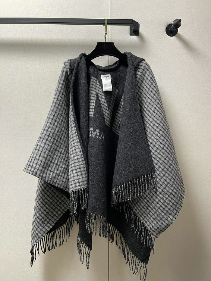 Fendi Poncho FS091402