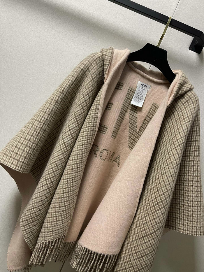 Fendi Poncho FS091403