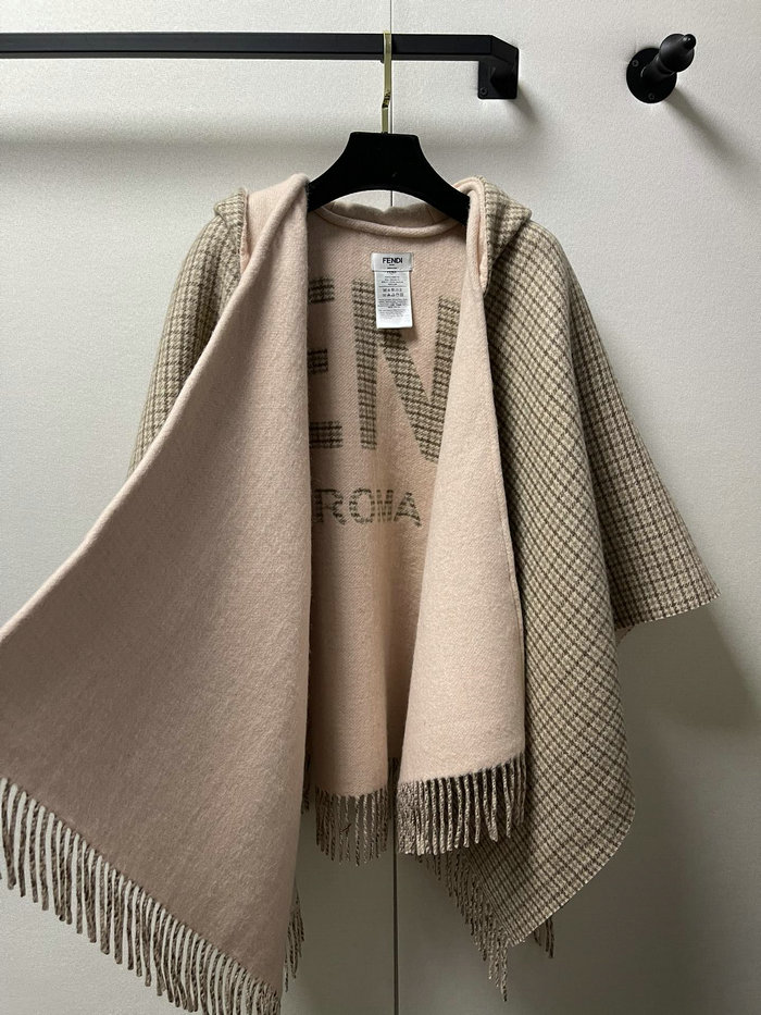 Fendi Poncho FS091403