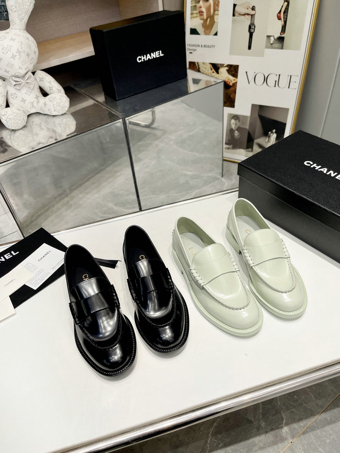 Chanel Leather Loafer SDC102102