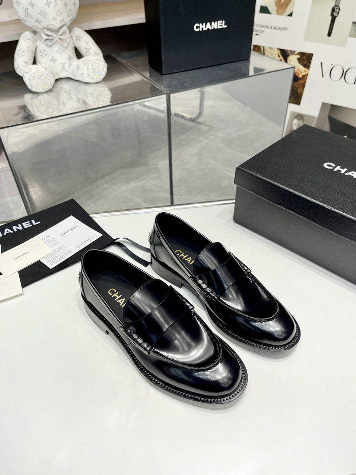 Chanel Leather Loafer SDC102102