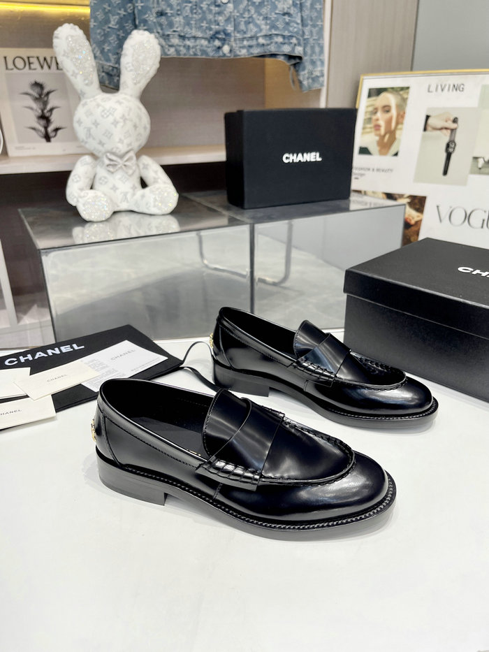 Chanel Leather Loafer SDC102102