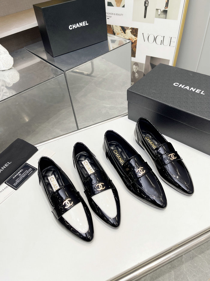 Chanel Patent Leather Loafer SDC102101