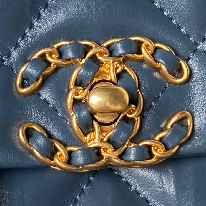 Chanel Shiny Aged Calfskin Shoulder Bag Blue AS4423