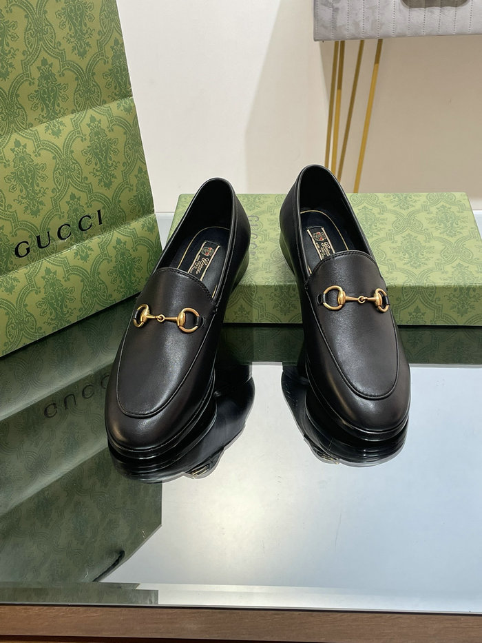 Gucci Jordaan Leather Loafer SNG101801