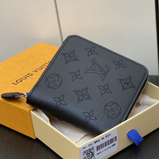 LOUIS VUITTON Zippy Compact Wallet Black M81558