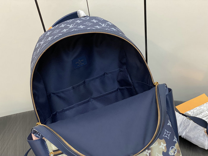 Louis Vuitton Discovery Backpack PM M23905