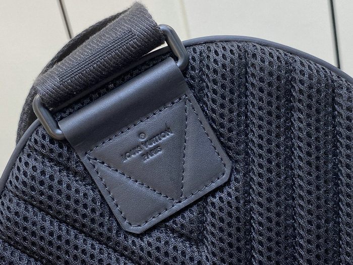 Louis Vuitton Pilot Slingbag Black M23765