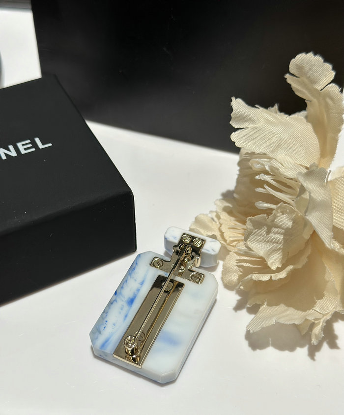 Chanel Brooch YFCB1104