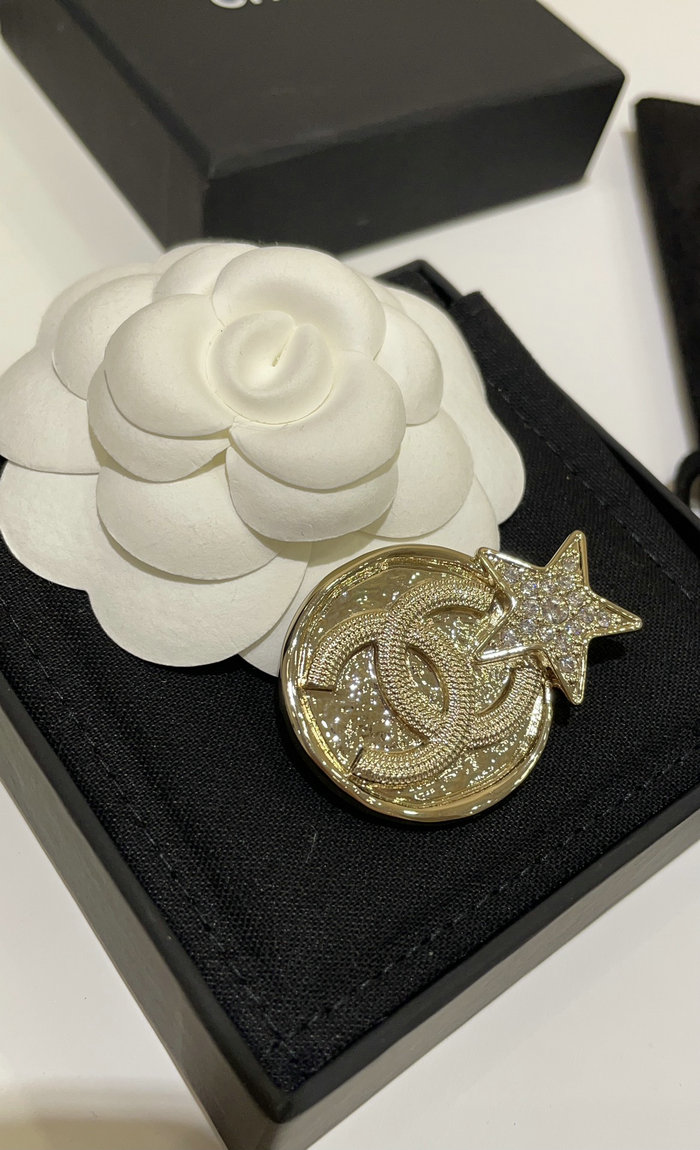 Chanel Brooch YFCB1106