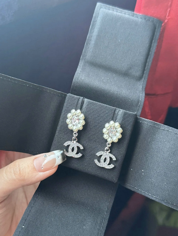 Chanel Earrings YFCE1109