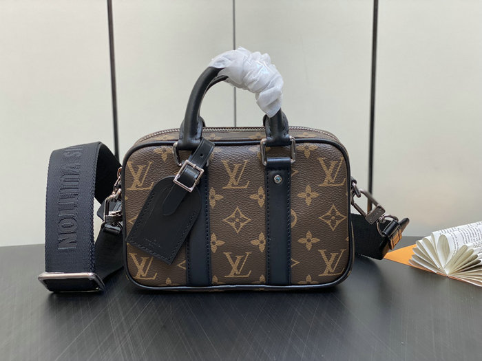 LV Monogram Nano Porte Documents Voyage M82770