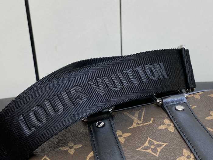 LV Monogram Nano Porte Documents Voyage M82770