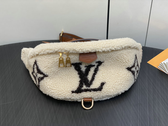 LV SKI Bumbag M23715