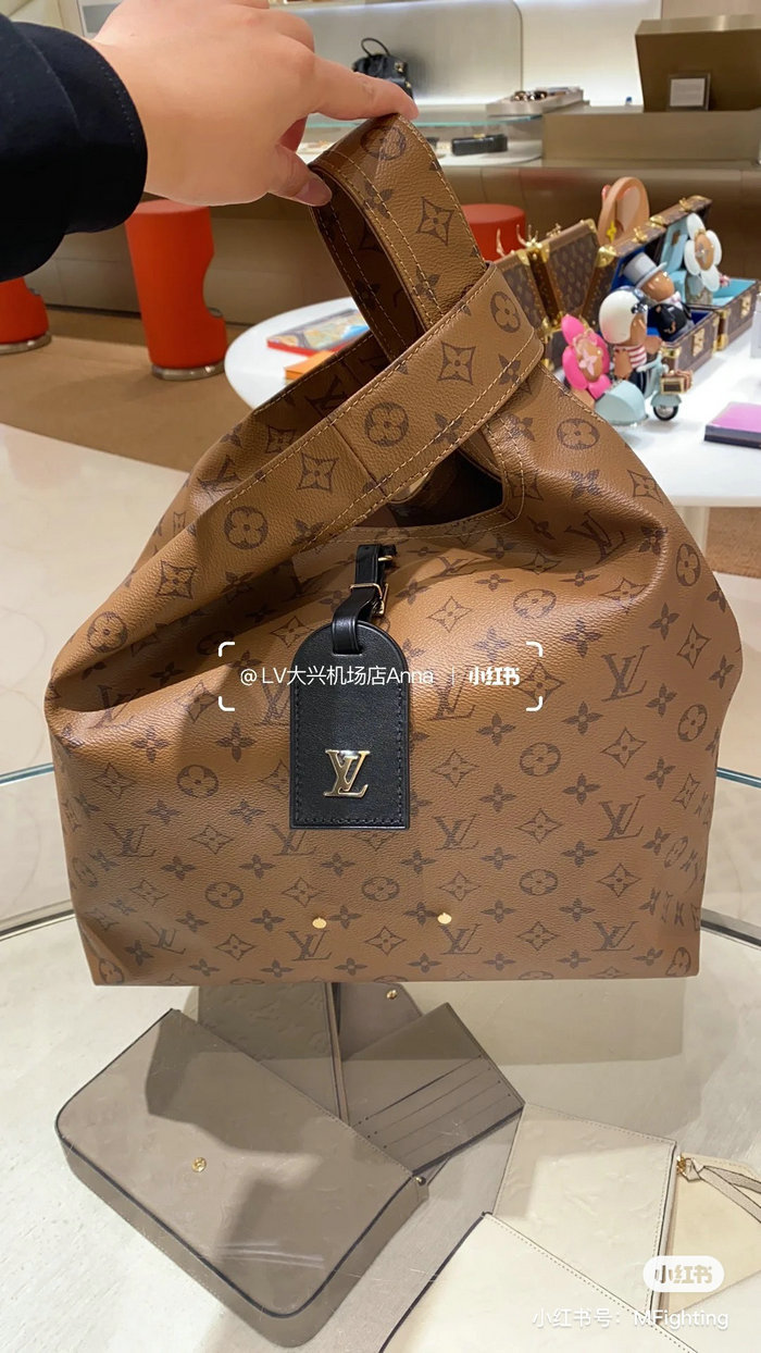 Louis Vuitton ATLANTIS GM M46821