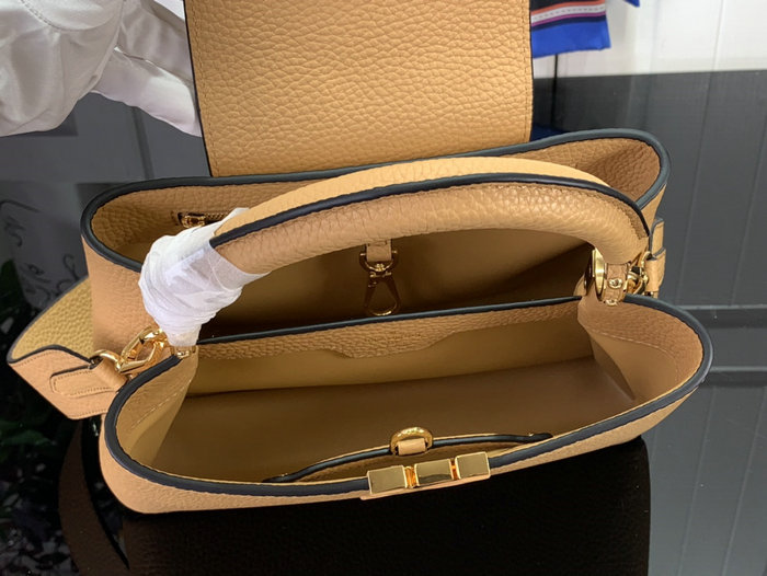 Louis Vuitton Capucines BB Arizona M94519