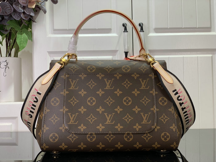 Louis Vuitton Cluny BB M46372