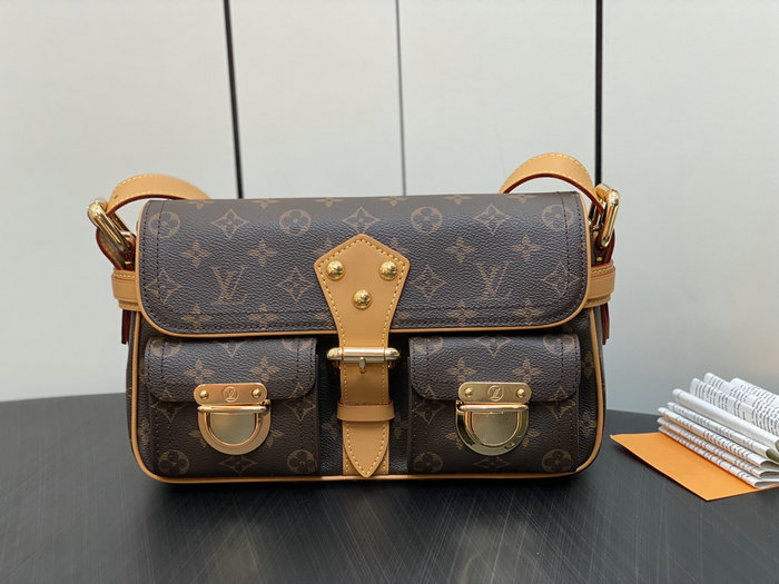 Louis Vuitton Hudson PM M40027