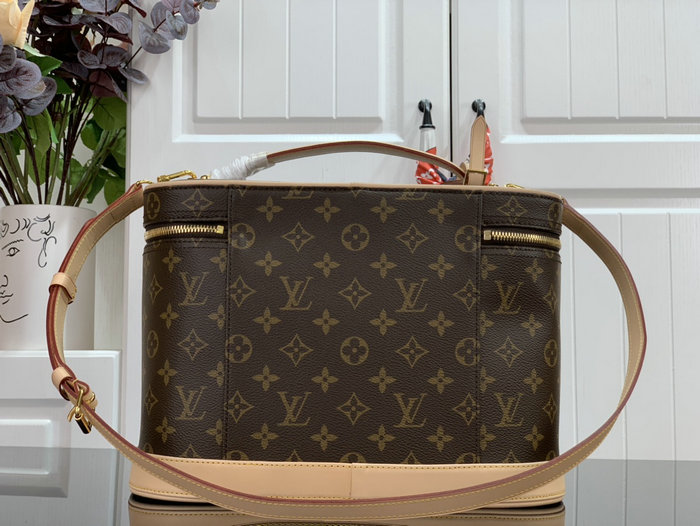 Louis Vuitton Nice Vanity Bag M47280