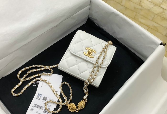 Chanel Clutch with Chain White AP3425