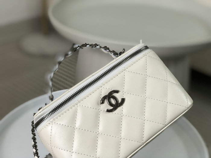 Chanel Vanity Case White AP96030