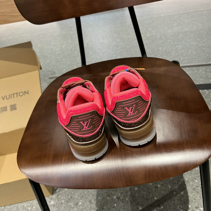 Louis Vuitton Sneakers SJL111409