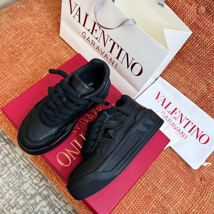 Valentino One Stud XL Trainer SLV111409