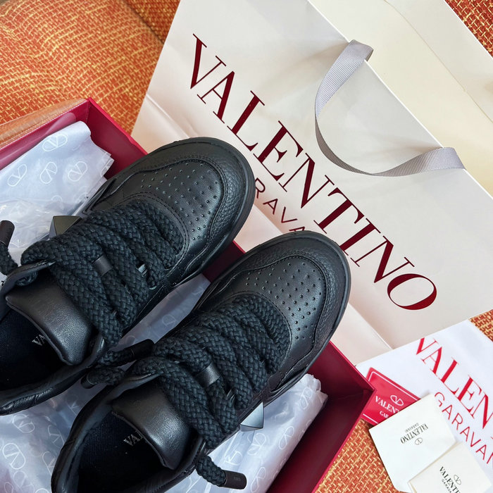 Valentino One Stud XL Trainer SLV111409