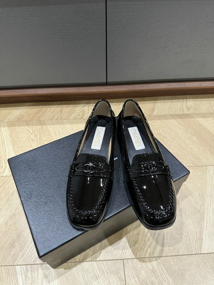 Chanel Leather Loafer SDH121904