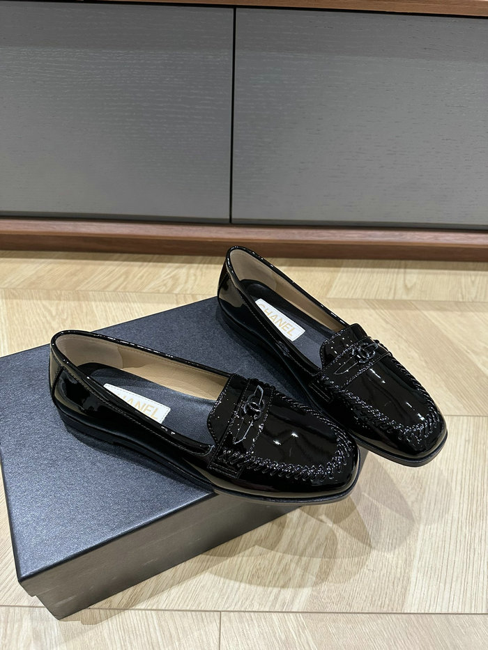 Chanel Leather Loafer SDH121904