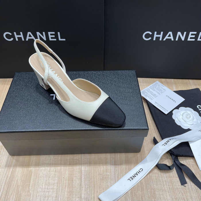 Chanel Pumps SDH121915