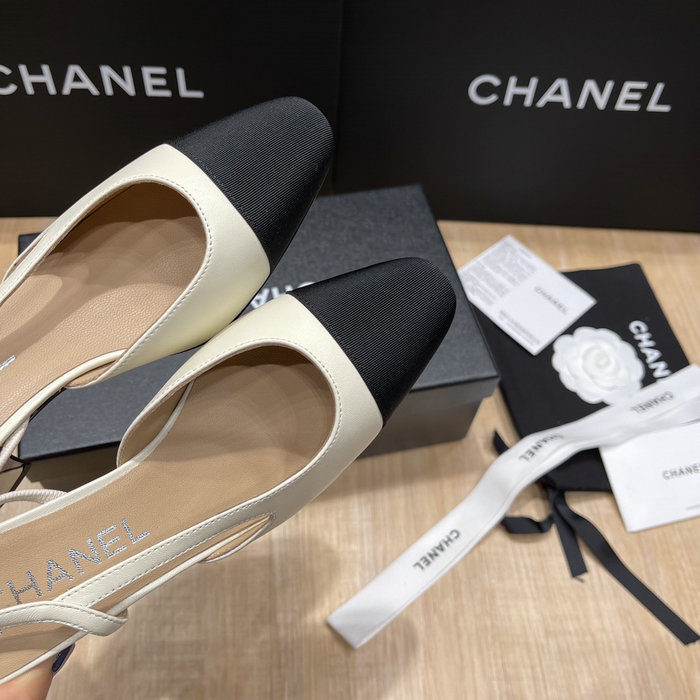 Chanel Pumps SDH121915