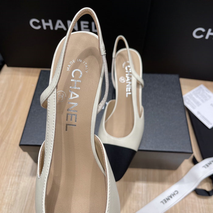 Chanel Pumps SDH121915