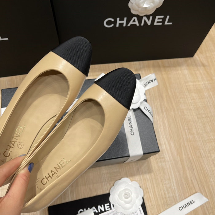 Chanel Pumps SDH121929