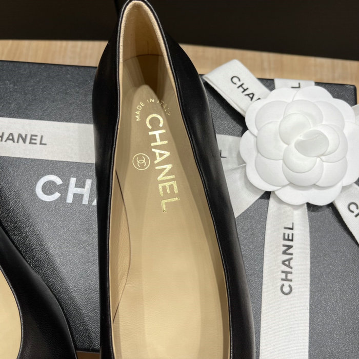 Chanel Pumps SDH121930