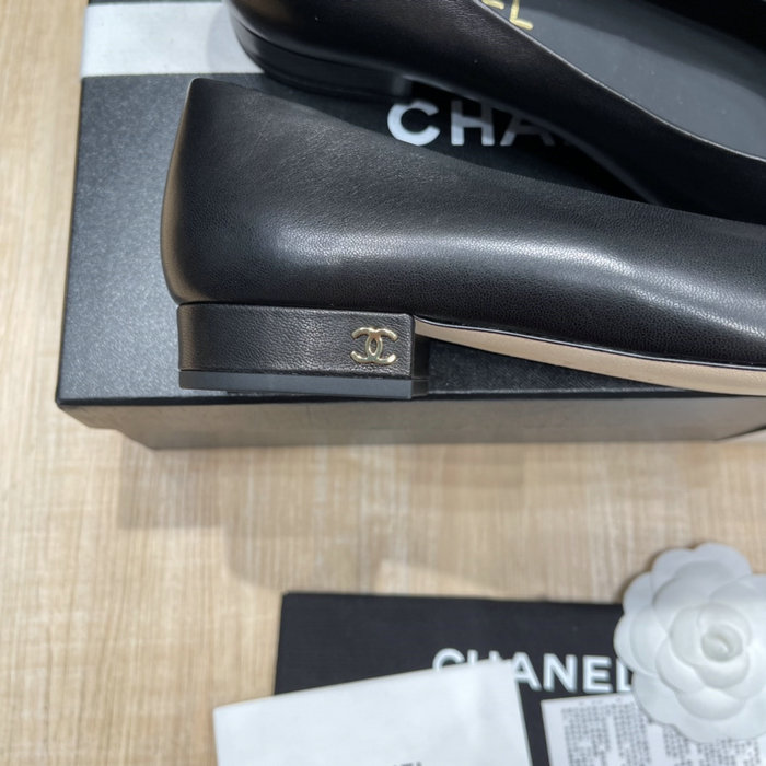 Chanel Pumps SDH121931