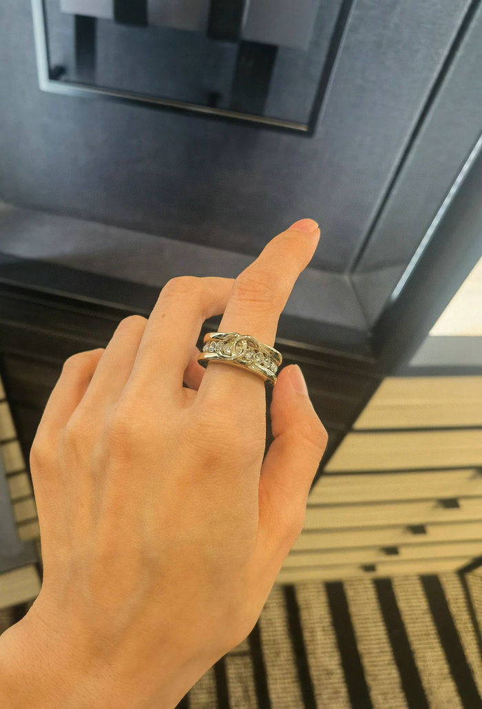 Chanel Ring YFCR1202