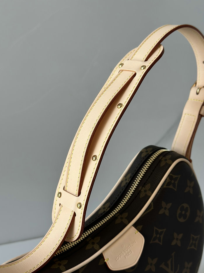 Louis Vuitton Croissant MM M46828