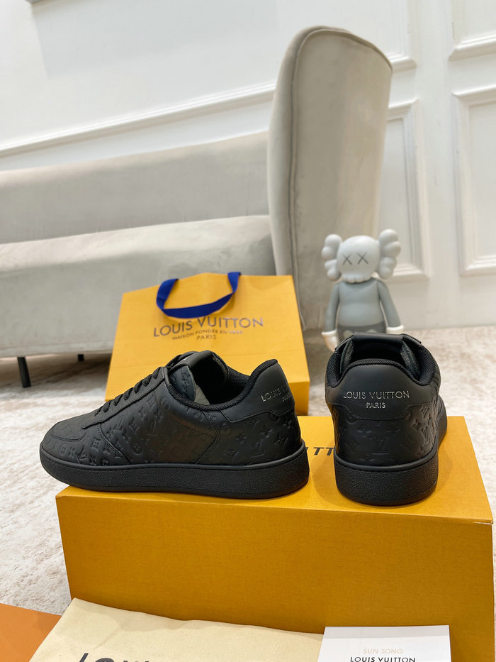 Louis Vuitton Men Sneakers SDH121906