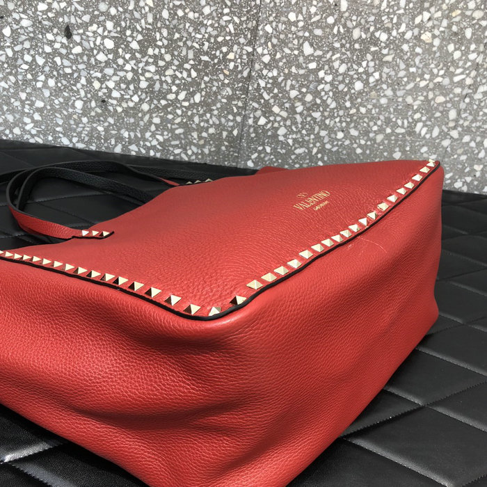 Valentino Rockstud Reversible Leather Tote Black and Red V0077