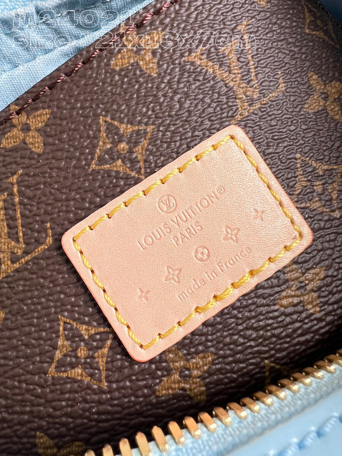 Louis Vuitton Croissant PM Sky M24020