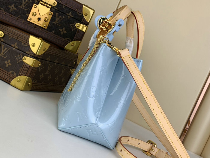 Louis Vuitton Reade PM Sky M24028