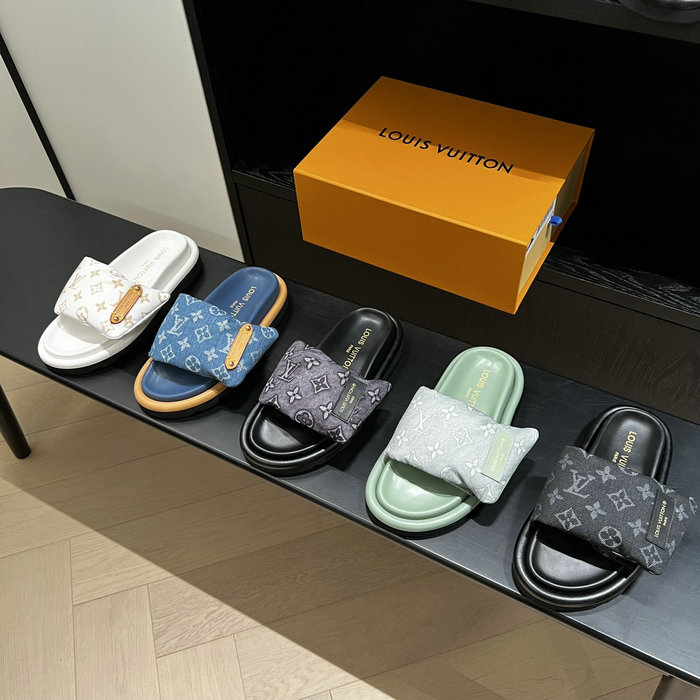 Louis Vuitton Slides JILS031501