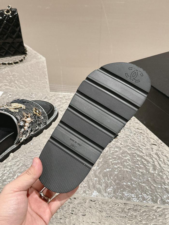 Chanel Slides AQCS031804