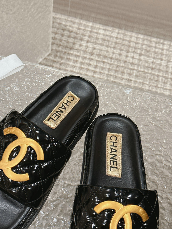 Chanel Slides AQCS031805