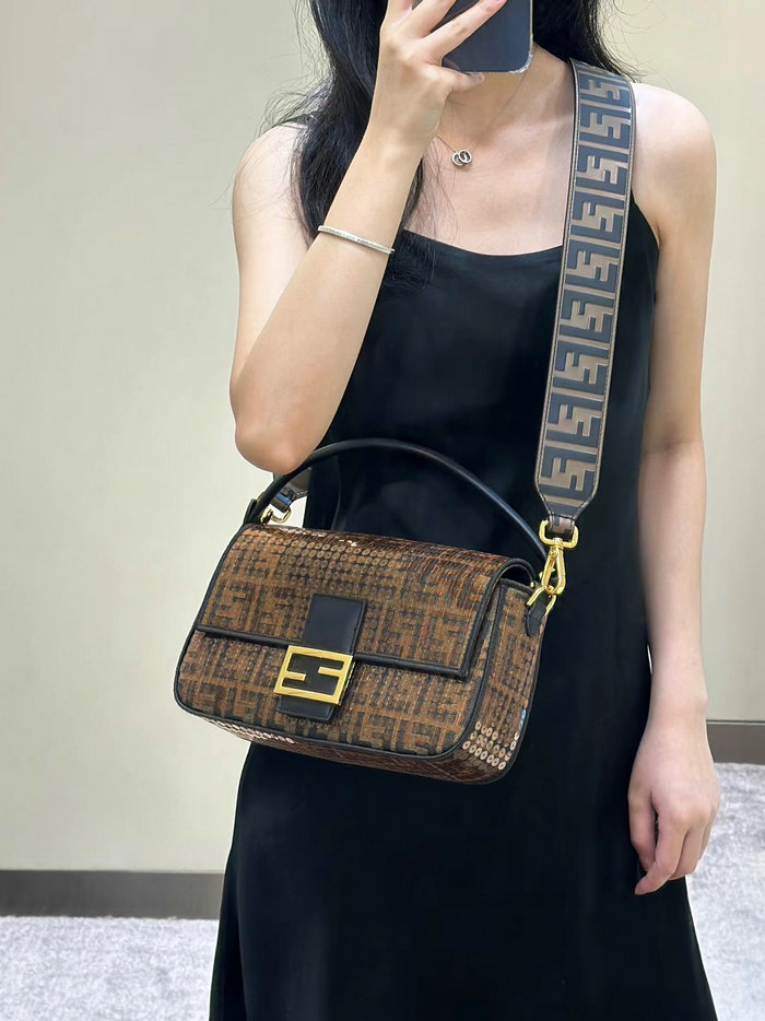 Fendi Baguette bag with sequins F8623L