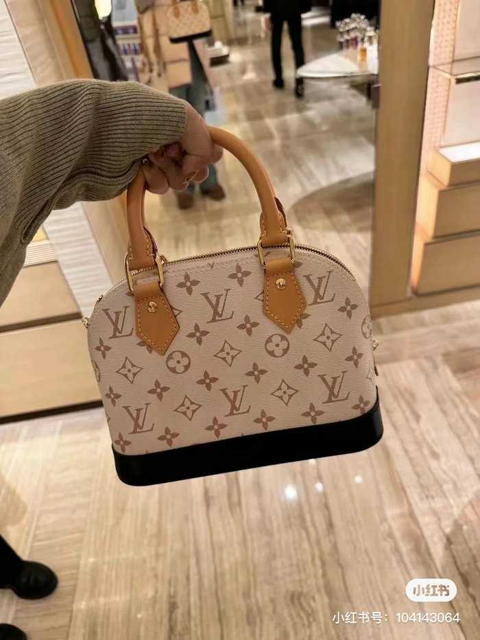 Louis Vuitton Alma BB M46922