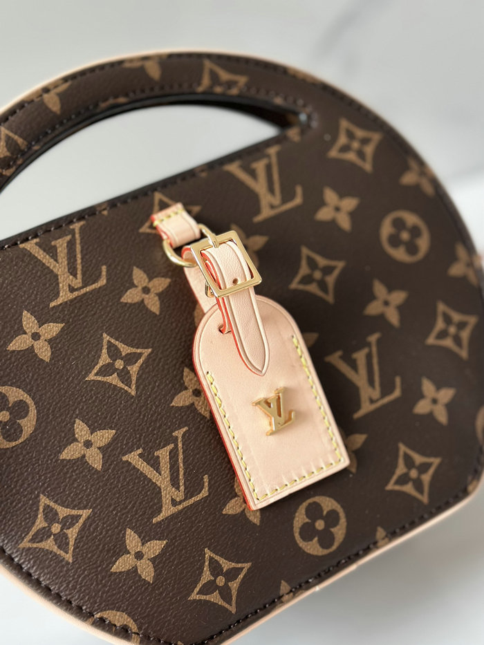 Louis Vuitton Around Me PM M47117